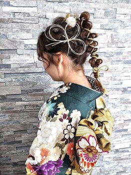 シュシュ(Chouchou.)の写真/成人式・卒業式はChouchou.の360度どこから見ても美しいヘアセット＋着付けで＊