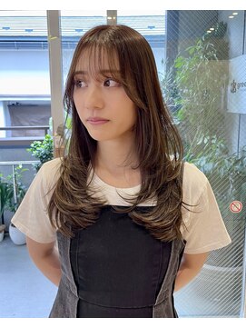 グリーン 町田(green) 【ミディアム】顔まわりにざっくりレイヤー