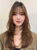 アビー(ABBEY3)&nbsp;レイヤーカットミディアムレイヤー顔周りレイヤーハッシュカット