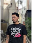 男性 髮型フェザーショートブルーブラックフェザーパーマ