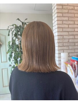 切りっぱなしボブ12.06小顔