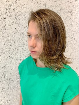 DAMANI 表参道 髪質改善/ヘッドスパ/ハイライト/白髪染め/白髪ぼかし/縮毛矯正 似合わせカット/ミディアムレイヤーカット[表参道駅]