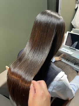 イム 博多 祇園(im) 艶髪ロング