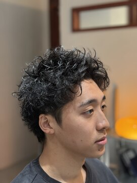 ミオ リベル(Mio'' LIBER) スパイキーパーマ