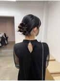 ツインシニヨンヘア