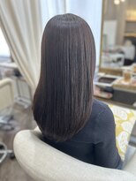 ウミネコ 表参道店(Umineko)&nbsp;深めアッシュブラウンのお手入れ楽ロング