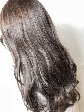 レジスタヘアーワークス (REGISTA hair works) グレージュ