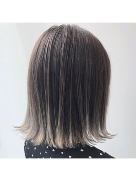 アライブ キチジョウジ(ALIVE Kichijoji) 【ALIVE吉祥寺】外国人風エアリーフェミニングレージュ 松永優哉