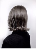 アッシュグレージュ・外ハネスタイル/20代30代40代50代60代
