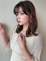 アフロート ディル(AFLOAT D'L)&nbsp;みきな韓国ヘアヨシンモリ顔まわり後れ毛小顔20代可愛いセミディ