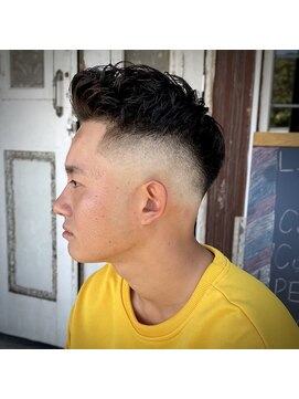 エルエー 大津店(L.A) ハイスキンフェード　ラフトップ　フェザーアップ