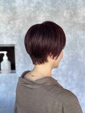 レジェ(LEGE) 大人ショート×艶ブラウンで上品な後ろ姿に