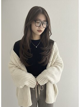 ゴットフロー(GOTTO FLOW) ロングレイヤー/グレージュ/ベージュ/レイヤーカット/顔周り