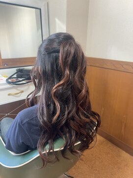 巻き下ろしハーフアップ