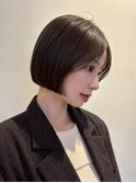 顔周りレイヤーカットグレージュカラーくびれボブショートカット