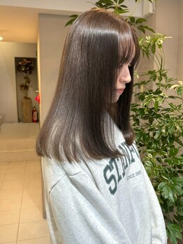 ロニカ 銀座(LOuNICA)の写真/[銀座駅・東銀座駅]今までにない柔らかな質感で「もともとストレート?」と思われちゃう LOuNICAの縮毛矯正