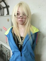 ノラ シブヤ(NORA)&nbsp;★エモ金髪レイヤーハッシュカットシャギーレイヤーウルフカット