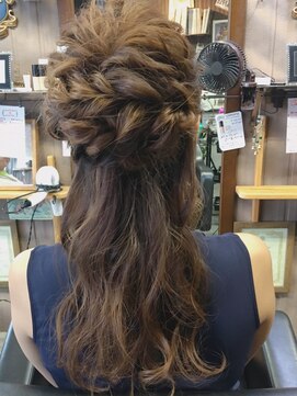 オーバーキャプテンネイキッド(OVER CAPTAIN NAKED) ドレッシーループハーフアップ