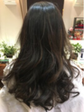 エムタニグチギンザ(M.TANIGUCHI GINZA) アンニュイカラー