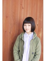 ユーヘン(uhem)&nbsp;前髪ぱっつんショートボブ