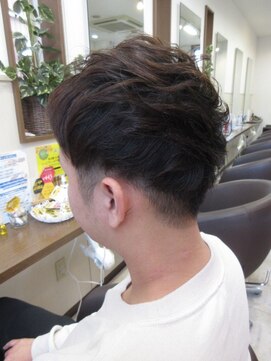 コアフィールフィス(COIFFURE fils) ツーブロック