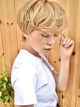 ブゾン(buZon) マッシュショート×無造作ウェーブ