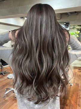 ヨロ 小岩(YOLO) イルミナカラーハイライトグラデーションカラーベージュカラー