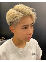 ビンゴ(BINGO)&nbsp;1246ハイライトフェードハイトーンカラー刈り上げバーバーカット