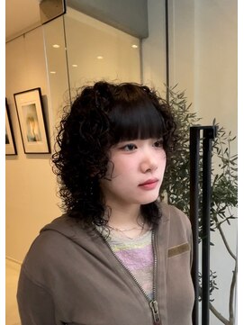 シアン 矢場町店(CYAN.) レイヤー×ハードパーマ×前髪ストレート