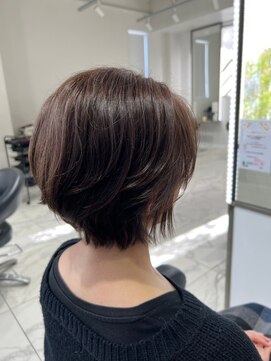 ヴァンカウンシル 一宮店(VAN COUNCIL) 大人女子の魅力を引き立てるレイヤーショートスタイル