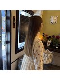 シンプルなストレートロングヘア