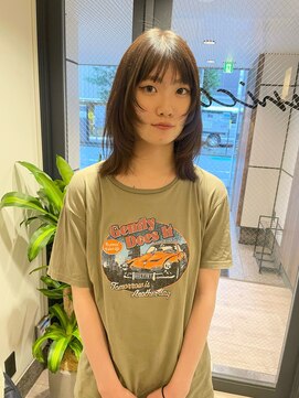 ユニコ(unico) ミディアムレイヤー/ハッシュカット