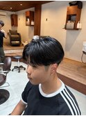 刈り上げセンターパート