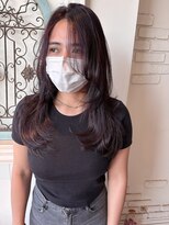 ユイバイラドンナ(Huit by LADONNA)&nbsp;レイヤー/ハッシュカット/チェリーレッド/韓国風巻き/各務原鵜沼