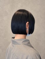 ウジュ(Uju)&nbsp;切りっぱなしボブ×ブルーブラック