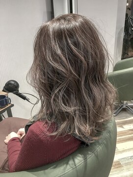 ヘアースパリゾート リアン 燕三条店(Lien) シアグレージュ_ブリーチ_バレイヤージュ