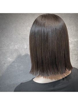 ミエルヘアーエスト 新宿店(mielhair est) 切りっぱなし×アッシュブラック【新宿】