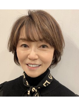 ウィルゴ(VIRGO) 40代50代60代大人ショートボブ☆白髪カバーナチュラルハイライト