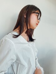 ウルフ小松菜奈ロングレイヤーイルミナカラーストレート髪質改善