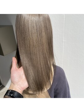 美容室 アイディー i-dee グレージュ