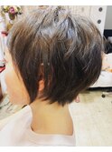 前下がりショートボブ