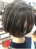 ハイライトショートボブ