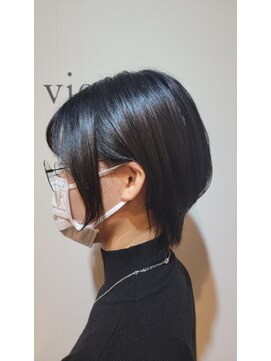 レヴィ(Levie) ショートウルフ 担当山下