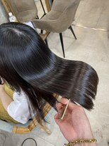 アンフィシュピトロワ(AnFye spi tlow)&nbsp;やればやるほど蘇る縮毛矯正で艶髪に変身♪