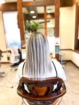 ヤソ(yaso) バレイヤージュ× ホワイトシルバー