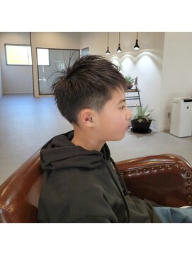 ピスヘアー(PITH HAIR) アシンメトリー キッズカット