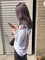 ヨーク(YOKE)&nbsp;YOKE ぱつっとミディアムボブグレーピンクミルクティーブリーチ