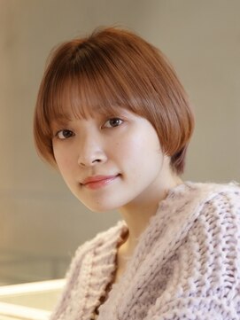 ワン 戸塚(ONE008) オリーブベージュ/ウェットヘア /レイヤーカット /戸塚