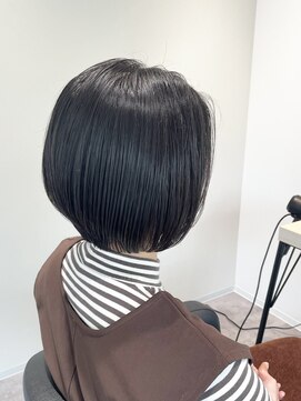 ストフ(stof) 大人ショートボブ/丸みショート/黒髪ショート/ショートカット