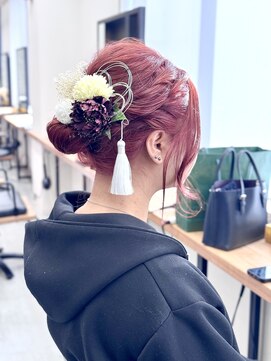 リズム バイ リンクス(Re:ism by Links) シニヨンアレンジ